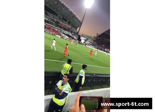 中国队赛事：夜晚的足球狂潮